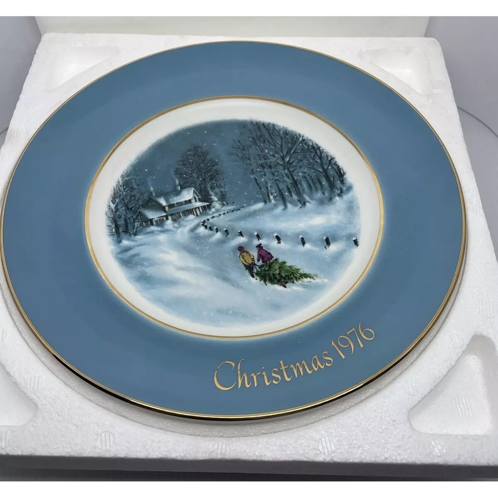 Vtg Avon Collector Plate Series Christmas Decor‎ 1976 Enoch Wedgwood England NEW